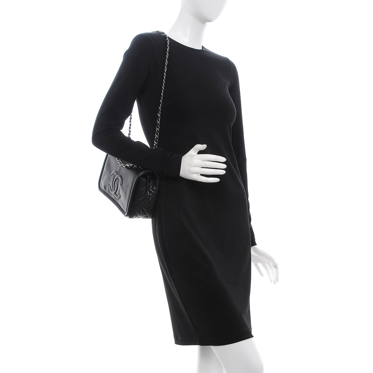 Caviar Medium Timeless CC Flap Black