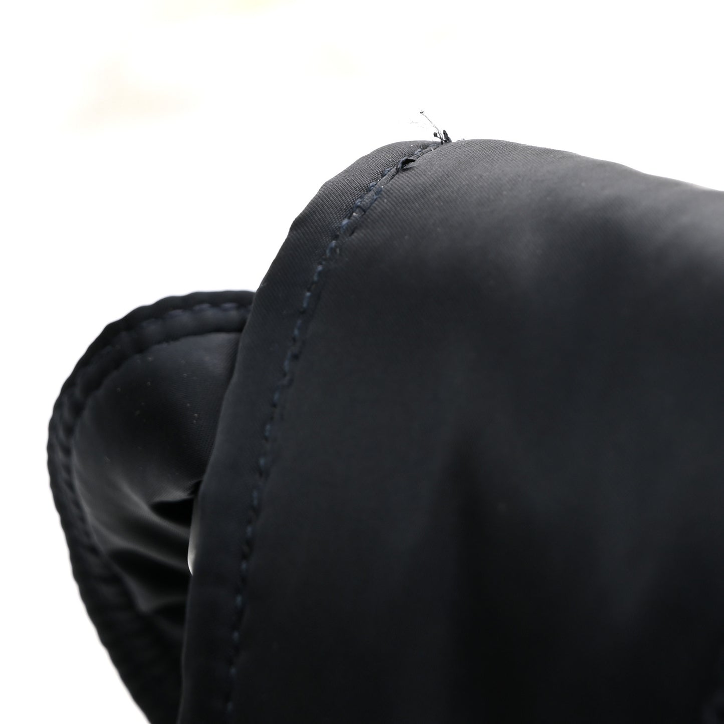 Econyl Nylon Niki Messenger Black