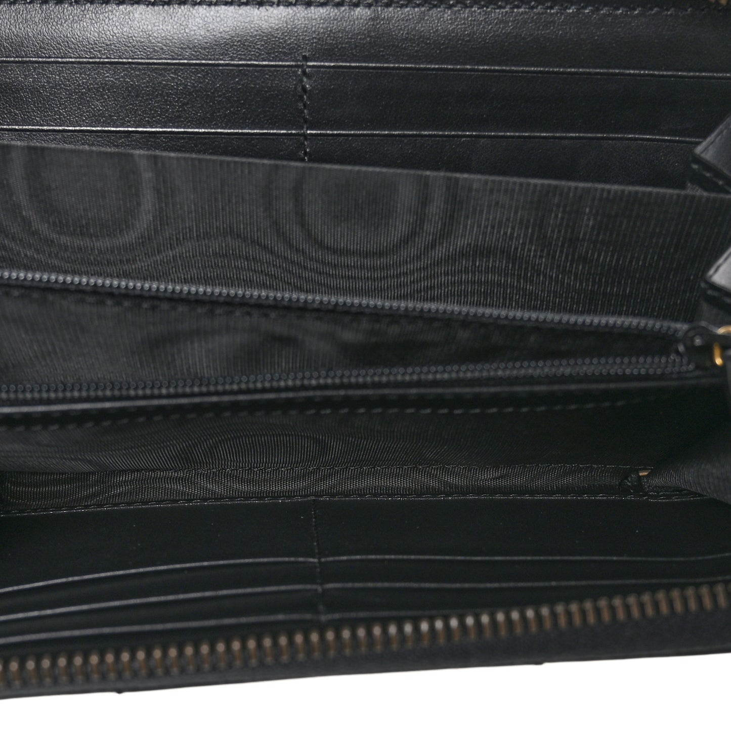 Calfskin Matelasse GG Marmont Zip Around Organizer Wallet Black
