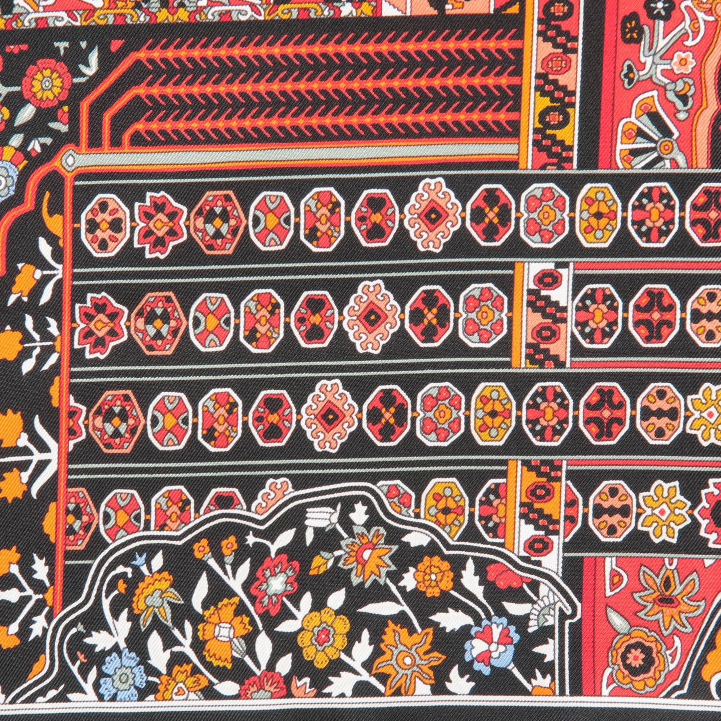 Silk Gavroche Tapis Persan Zoom Pocket Square Scarf Rouge Orange Black