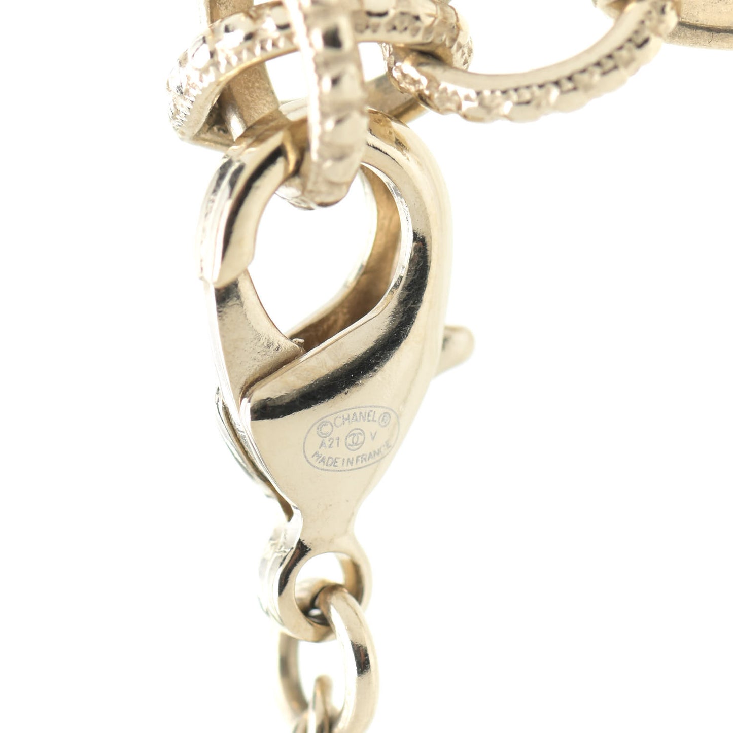Pearl CC Round Pendant Necklace Gold