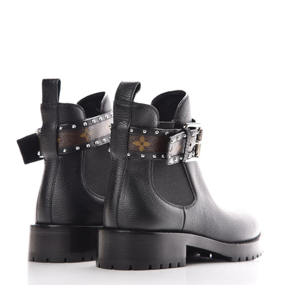 Louis Vuitton Grained Calfskin Monogram Discovery Flat Ankle Boots 37 4 of 8