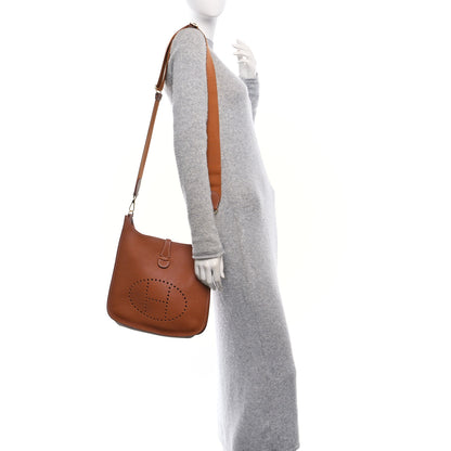 Hermes Taurillon Clemence Evelyne III PM Gold 2 of 11