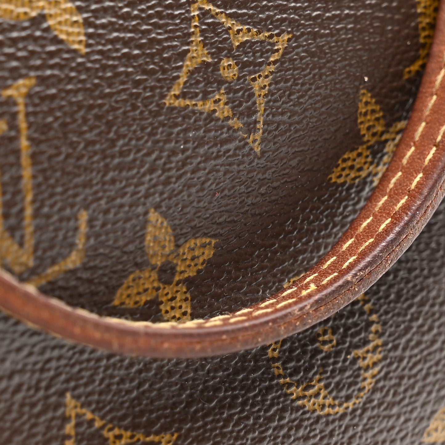 Monogram V Neverfull MM Grenade