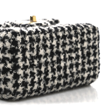 Chanel Tweed Houndstooth Quilted Mini Square Flap White Black 9 of 10