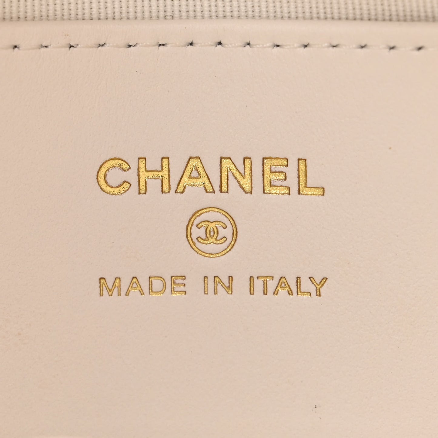 Caviar Quilted Polly Pocket Pouch Hobo White