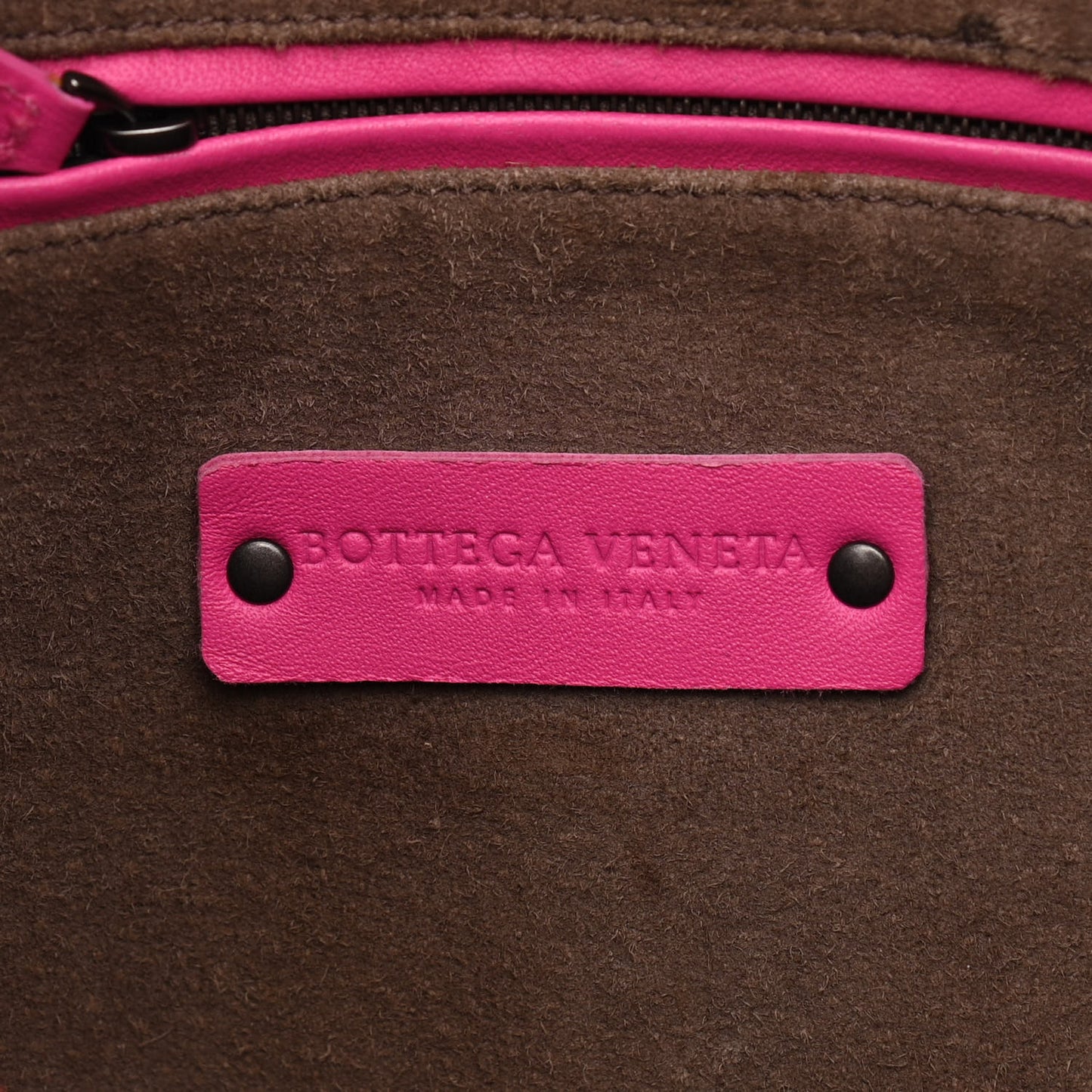 Nappa Intrecciato Large Veneta Hobo Rosa Shock