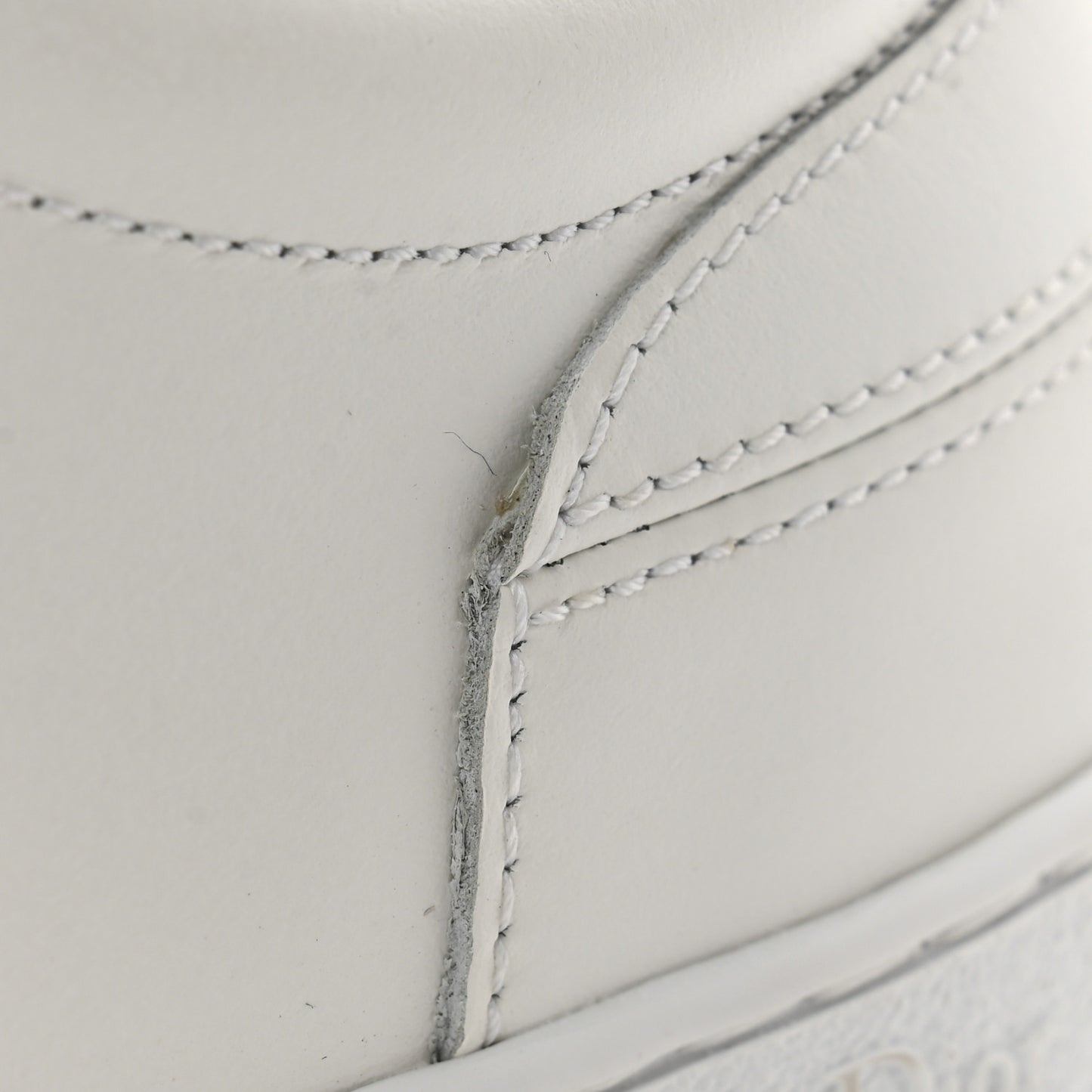 Calfskin Suede Dior Star Low Top Sneakers 36 White Black