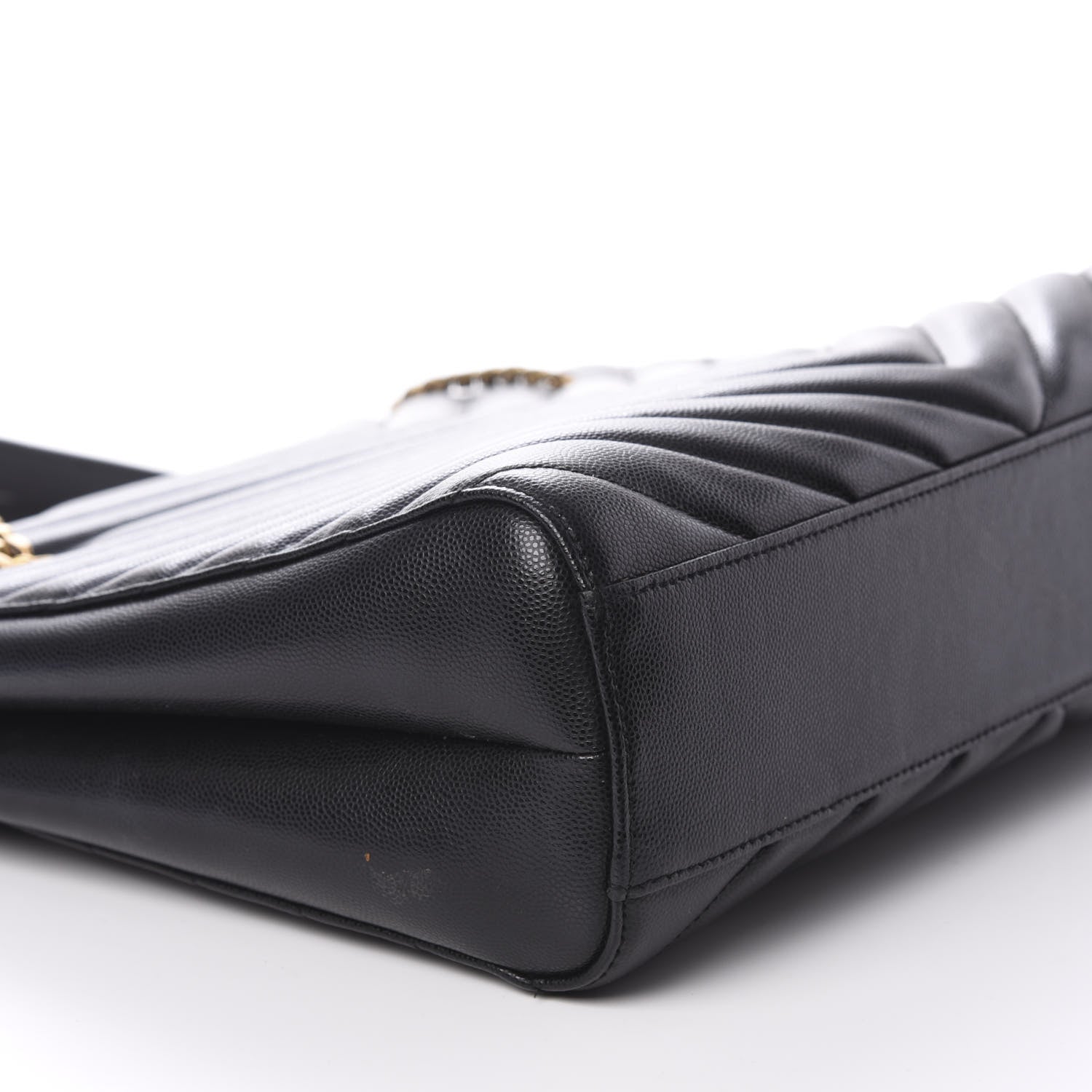 Saint Laurent Grain De Poudre Matelasse Chevron Medium Tribeca Shopping Bag Black 11 of 13