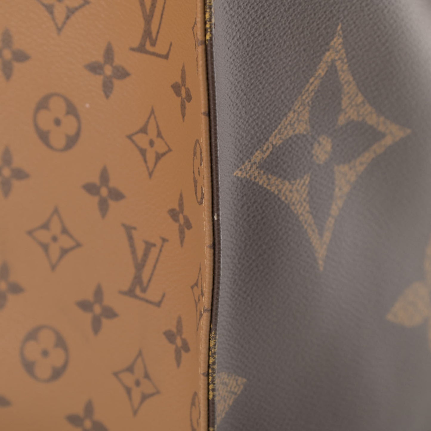 Reverse Monogram Giant Onthego GM