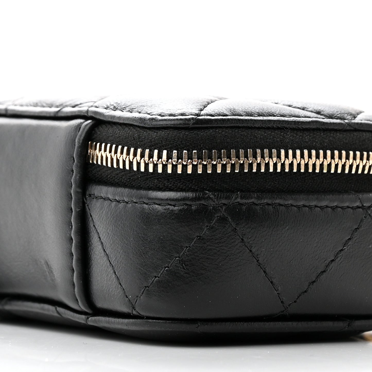 Lambskin Quilted Mini Lacquered Chain Clutch Black
