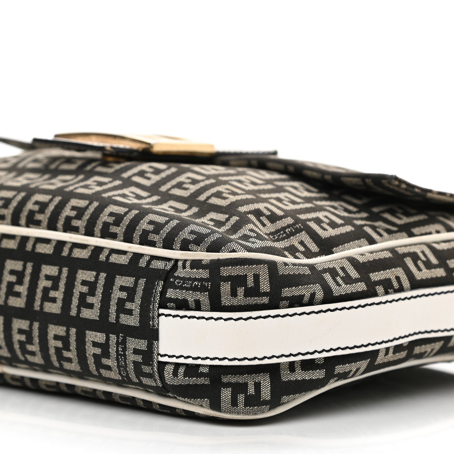 Fendi Zucchino Vitello Crossbody Black White 9 of 17
