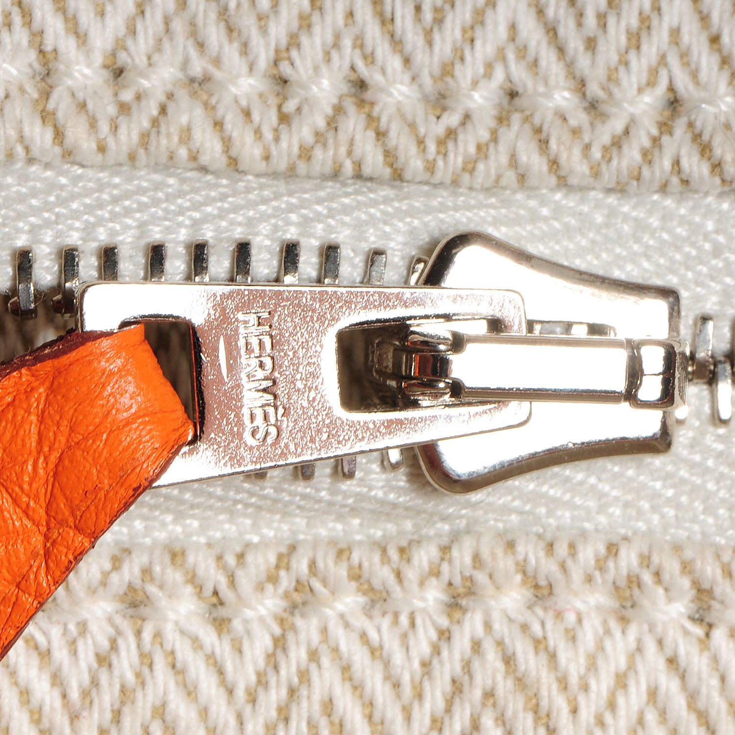 Hermes Taurillon Clemence Victoria II 35 Orange 7 of 24