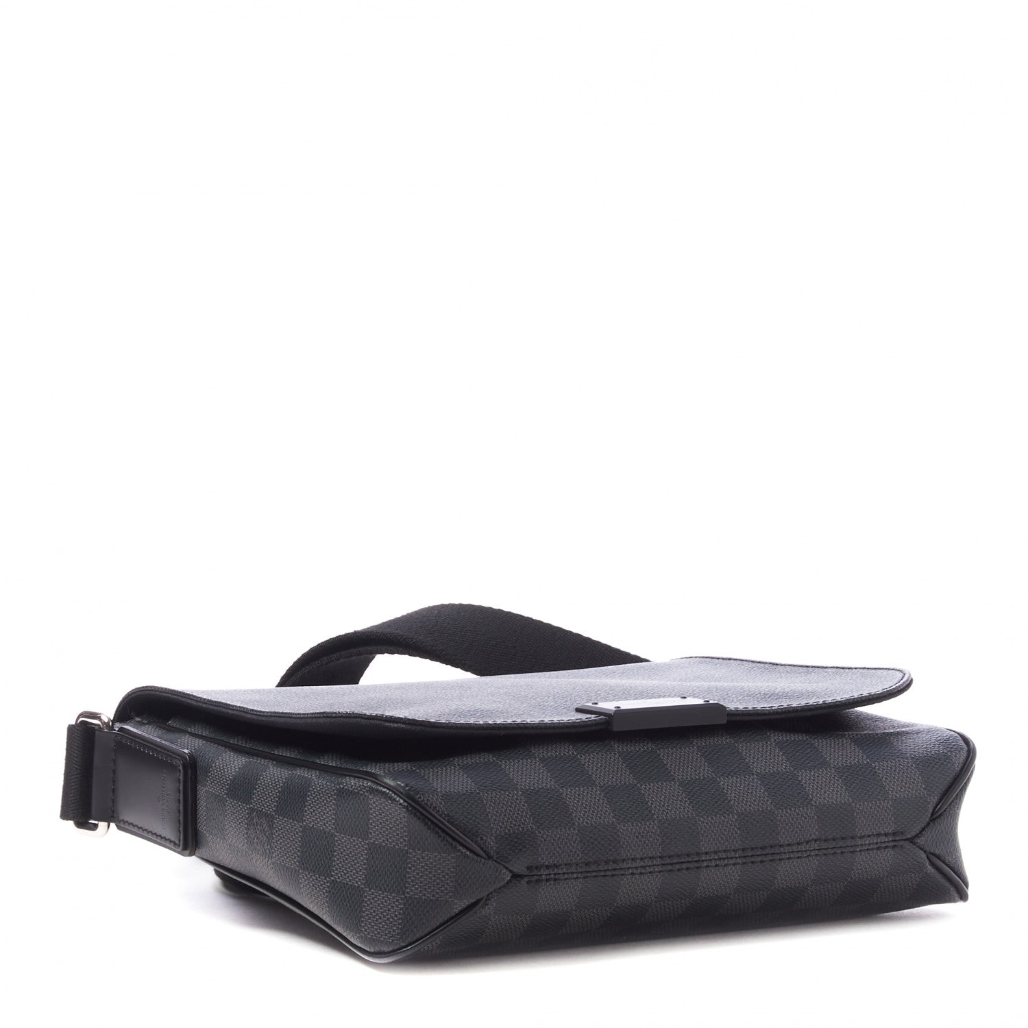 Louis Vuitton Damier Graphite District PM 4 of 10