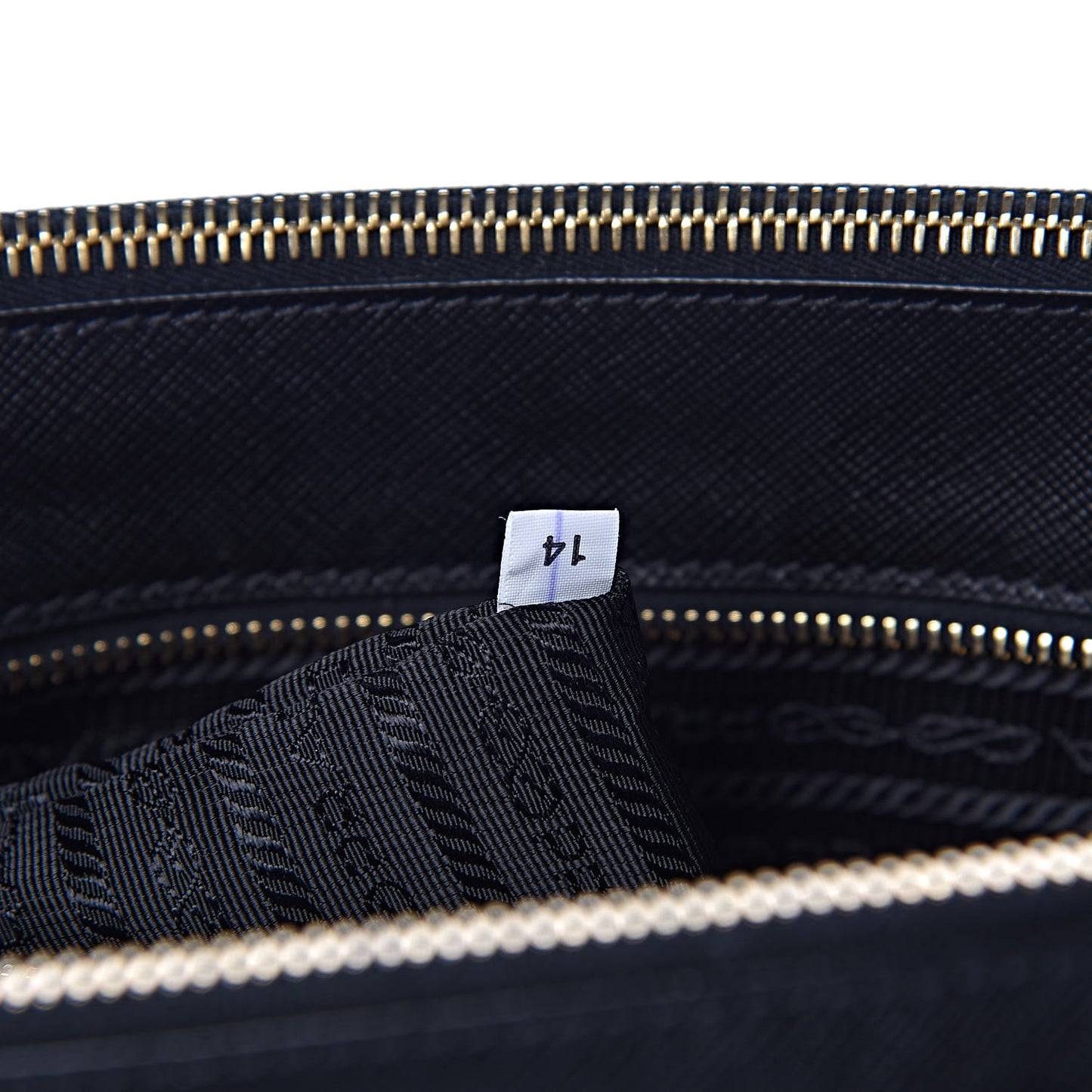 Saffiano Large Galleria Double Zip Tote Black
