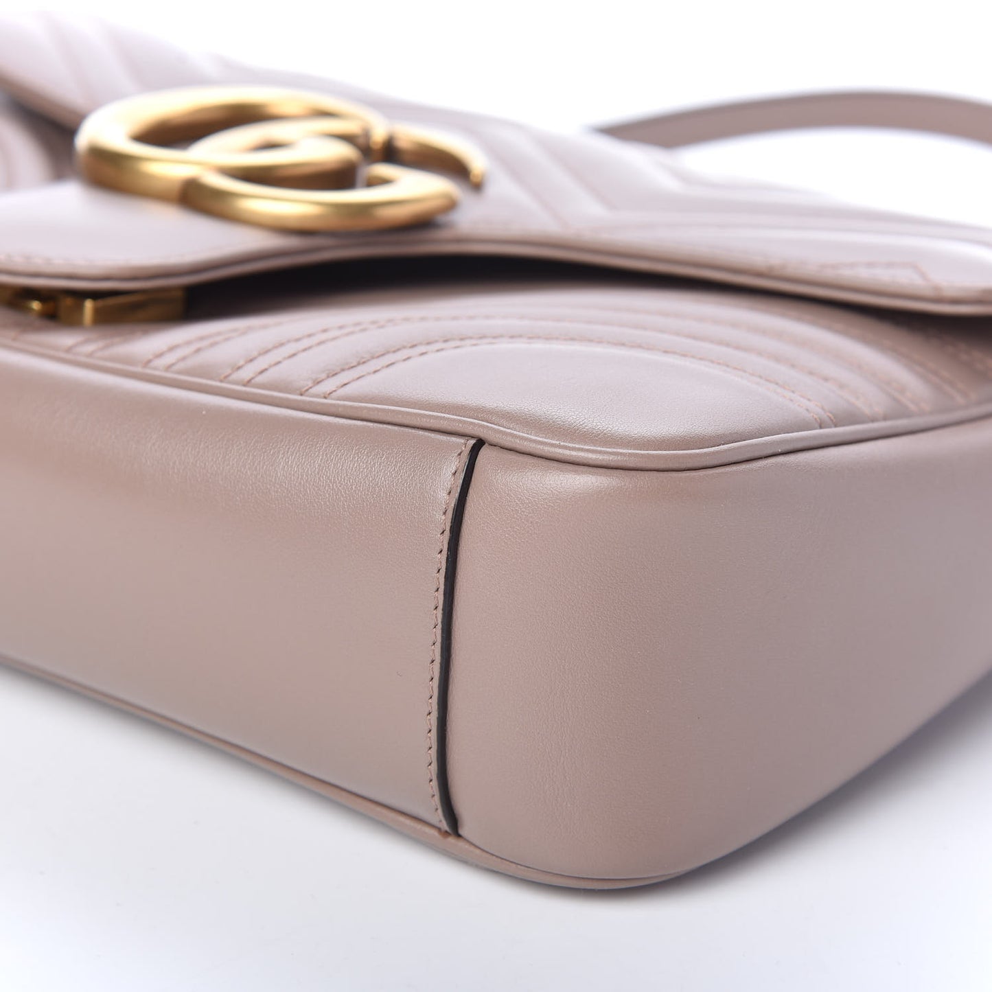 Calfskin Matelasse Medium GG Marmont Shoulder Bag Porcelain Rose
