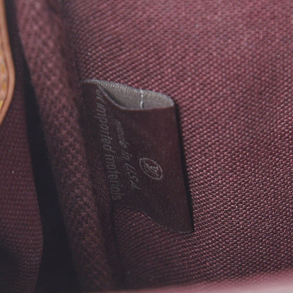 Louis Vuitton Monogram Favorite MM 8 of 9