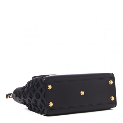 Louis Vuitton Calfskin Monogram Tufting On My Side Black 4 of 9