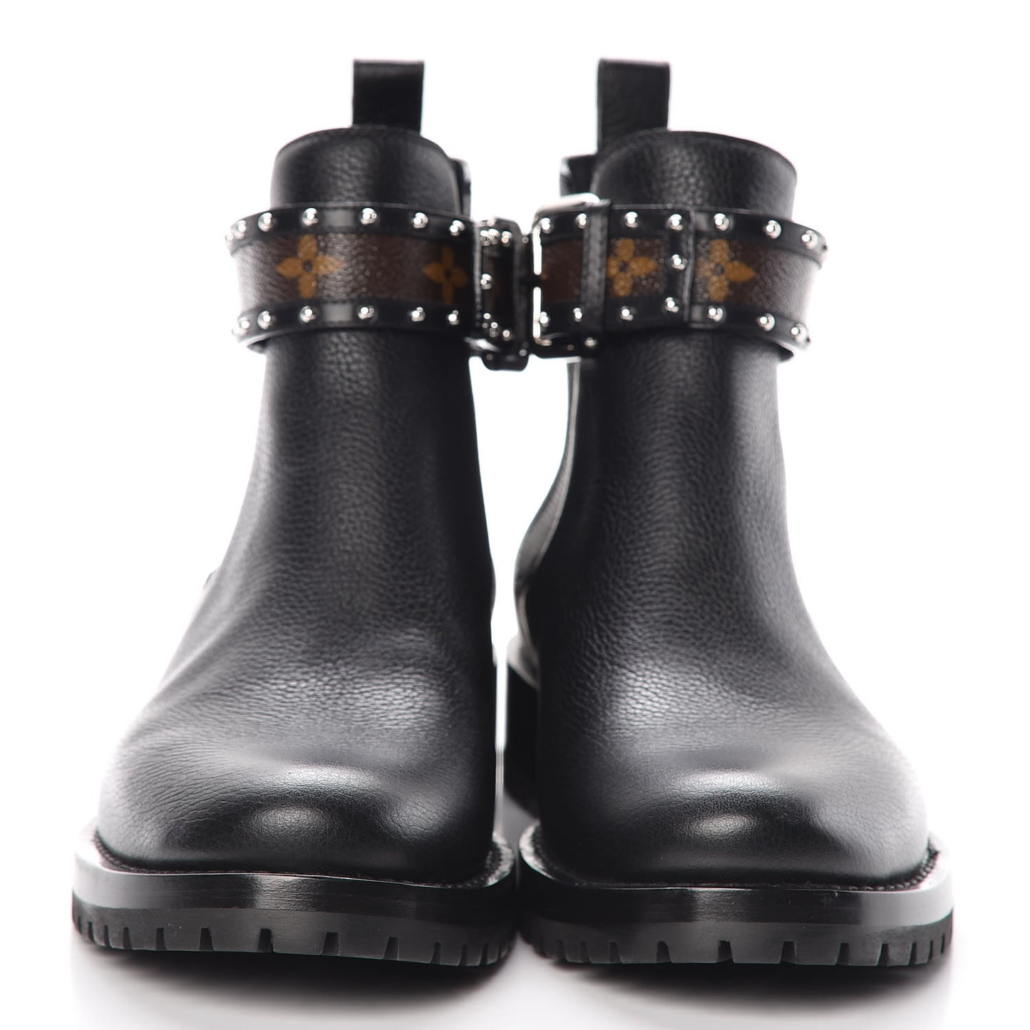 Grained Calfskin Monogram Discovery Flat Ankle Boots 39