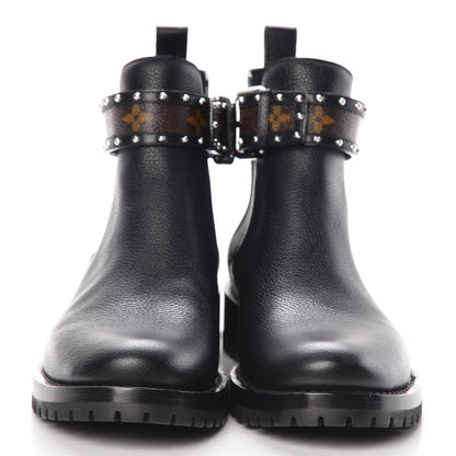 Louis Vuitton Grained Calfskin Monogram Discovery Flat Ankle Boots 39 2 of 9