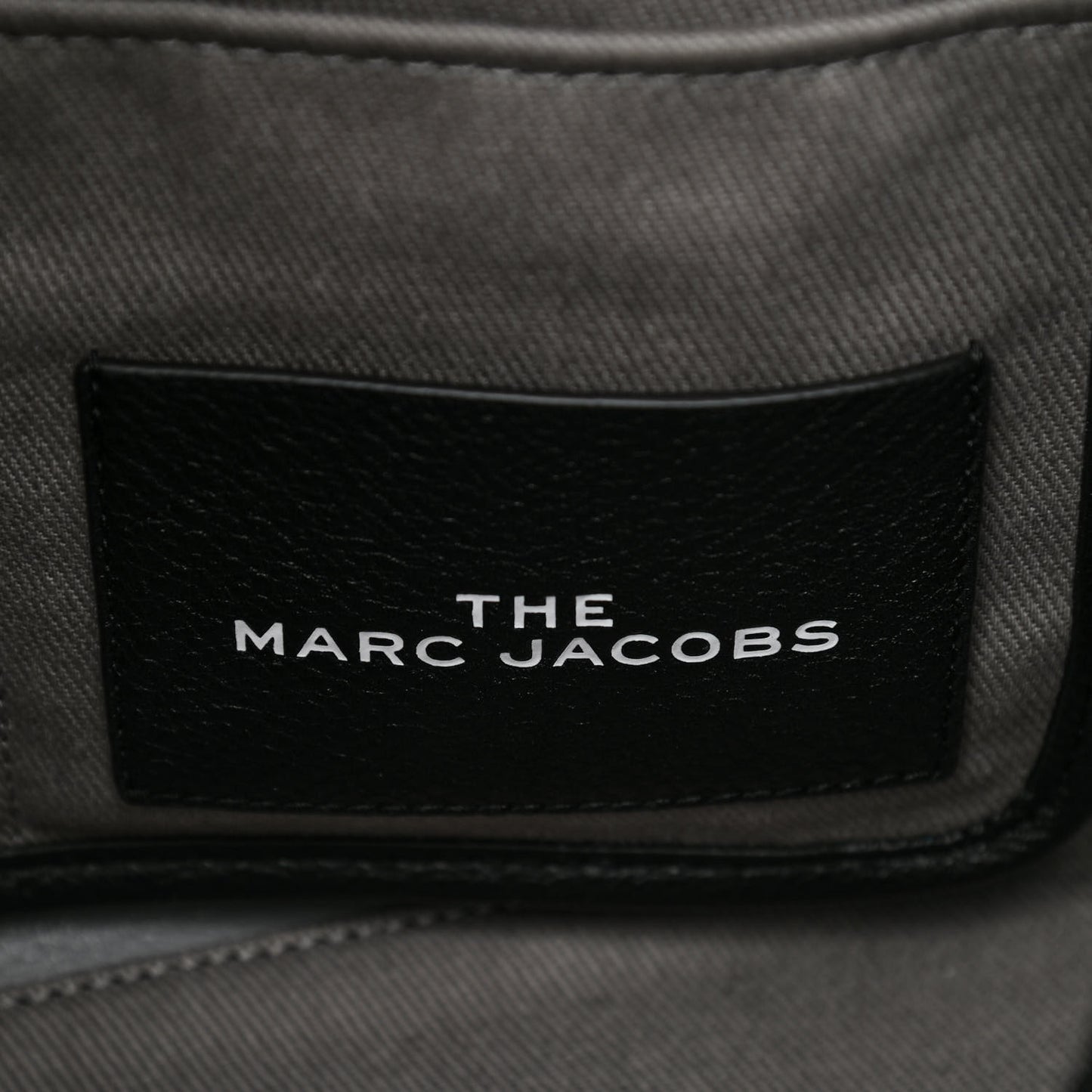 Grained Calfskin Medium The Tote Bag Black