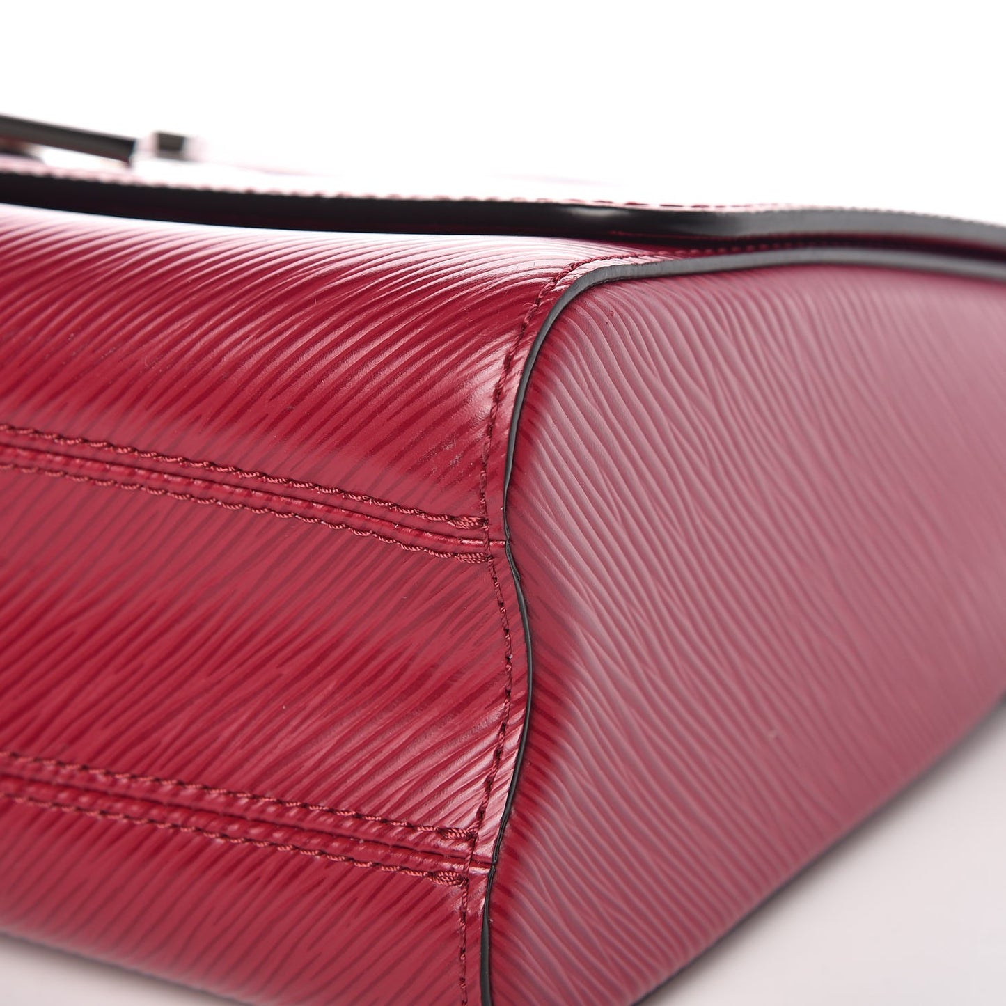 Epi Twist Shoulder Bag MM Fuchsia