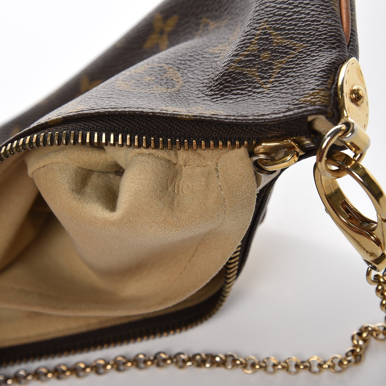 Louis Vuitton Monogram Pochette Milla MM 8 of 17
