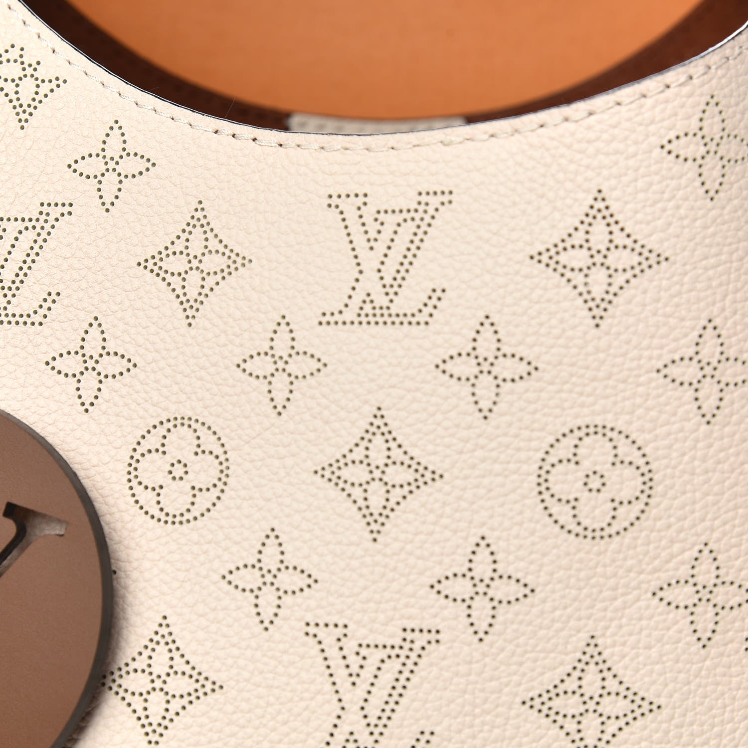 Louis Vuitton Mahina Carmel Hobo Creme 9 of 11