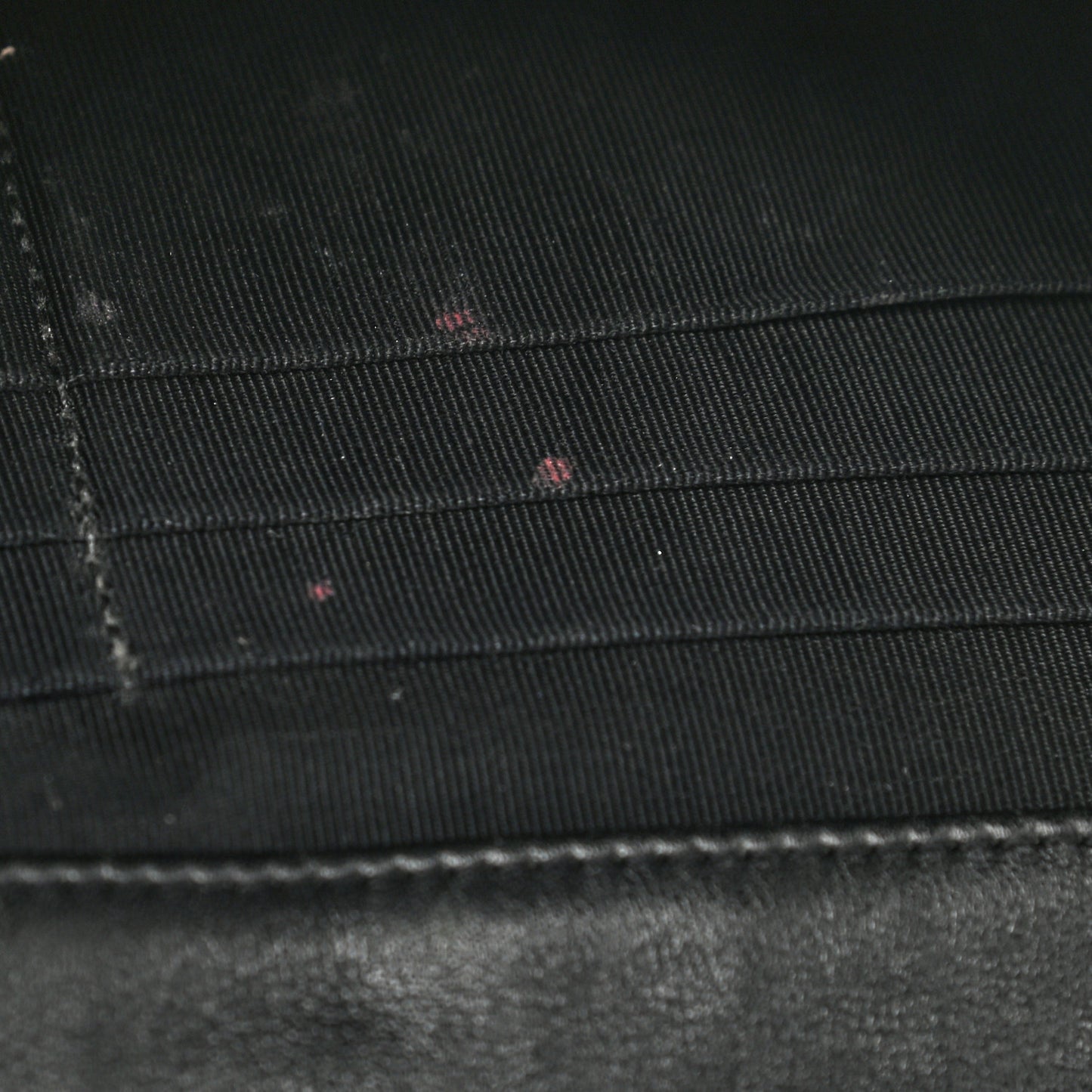 Patent Quilted Wallet On Chain WOC Black