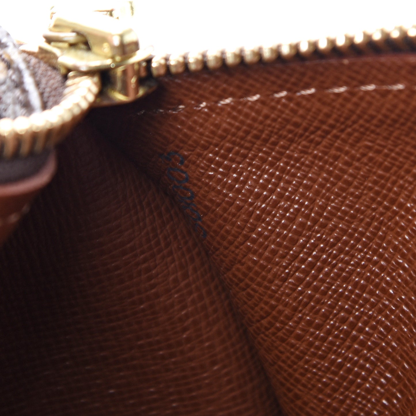 Monogram Papillon 30