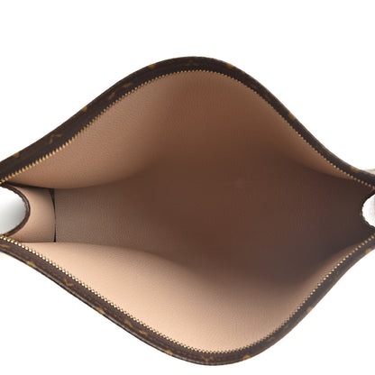 Louis Vuitton Monogram Toiletry Pouch 26 5 of 8