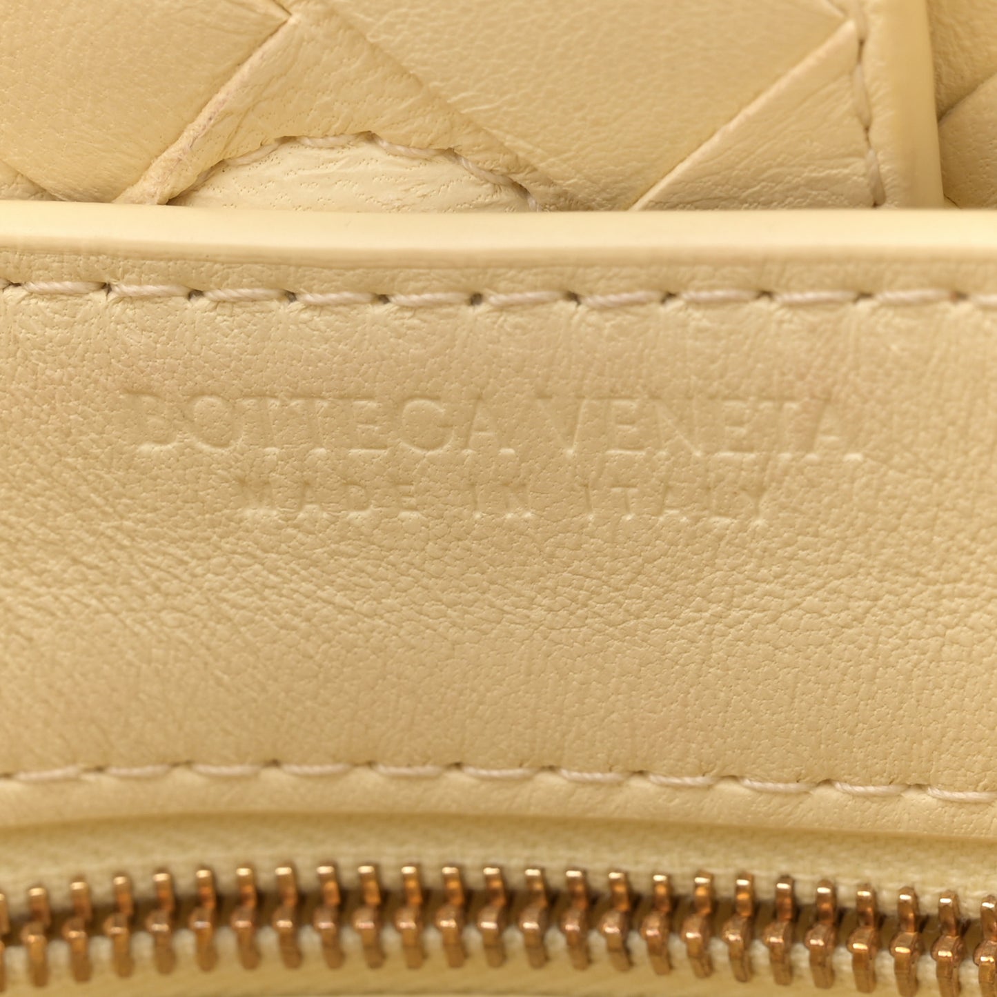 Nappa Intrecciato Small Andiamo Shoulder Bag Chamomile