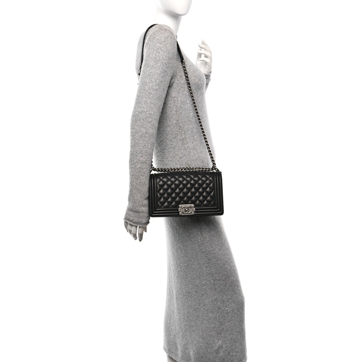 Caviar Quilted Medium Boy Flap Black