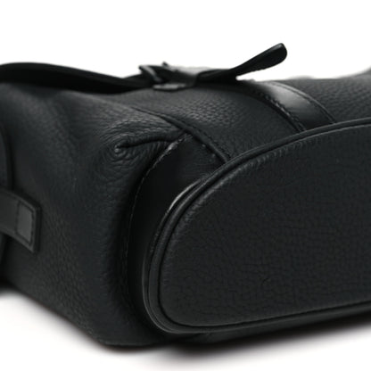 Louis Vuitton Taurillon Christopher Messenger Black 7 of 8