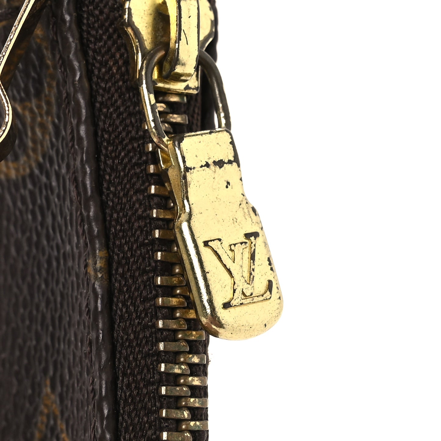 Monogram Petit Bucket Pouch