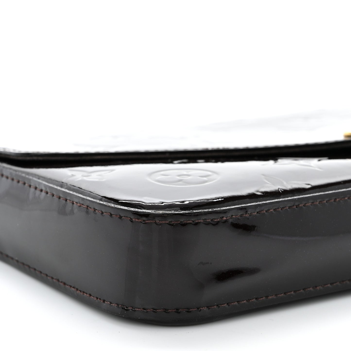 Vernis Pochette Felicie Chain Wallet Amarante