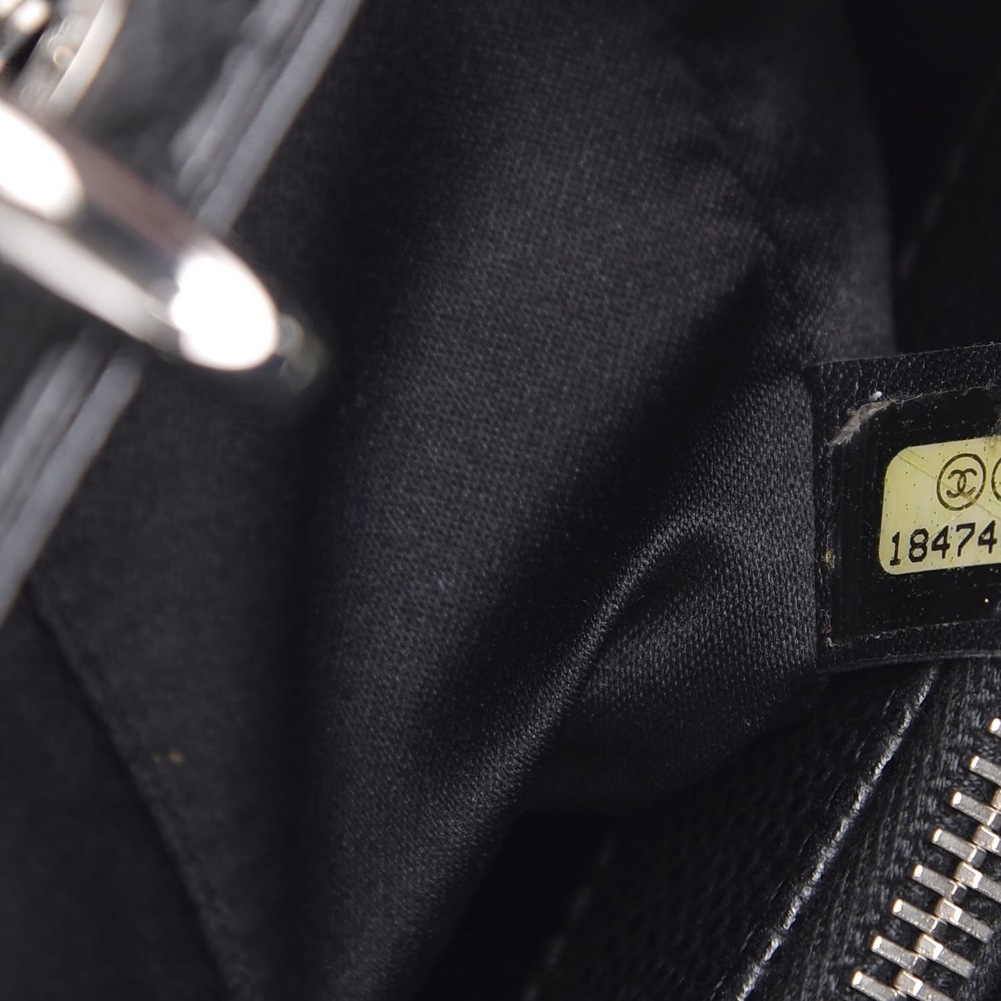 Caviar Quilted Grand Shopping Tote GST Black