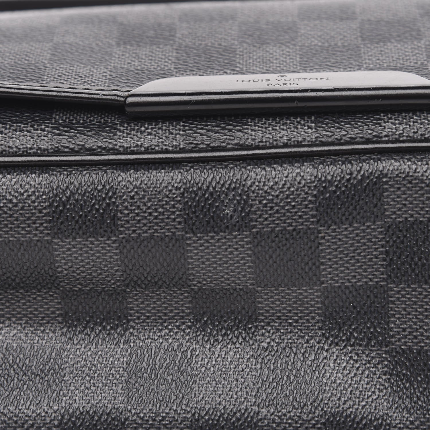 Louis Vuitton Damier Graphite Daniel GM 6 of 10