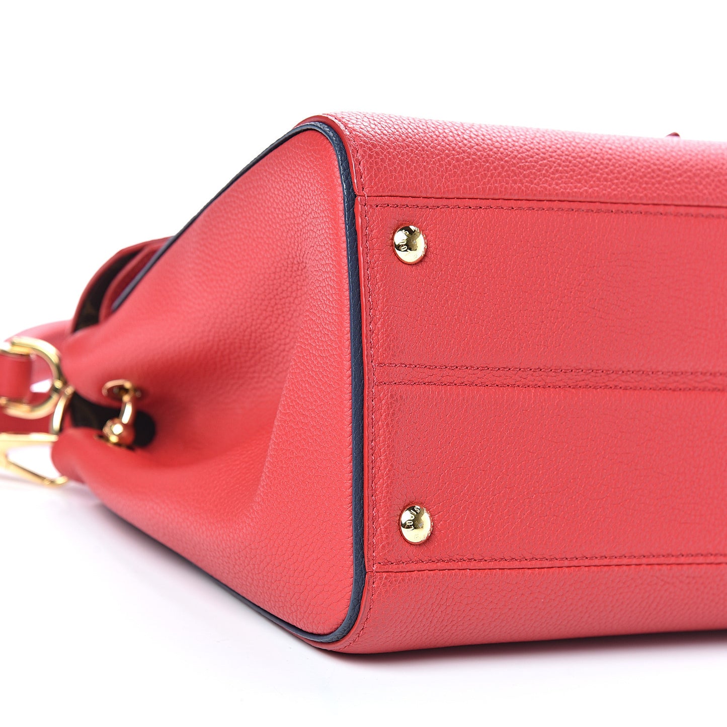 Grained Calfskin Monogram Double V Rubis