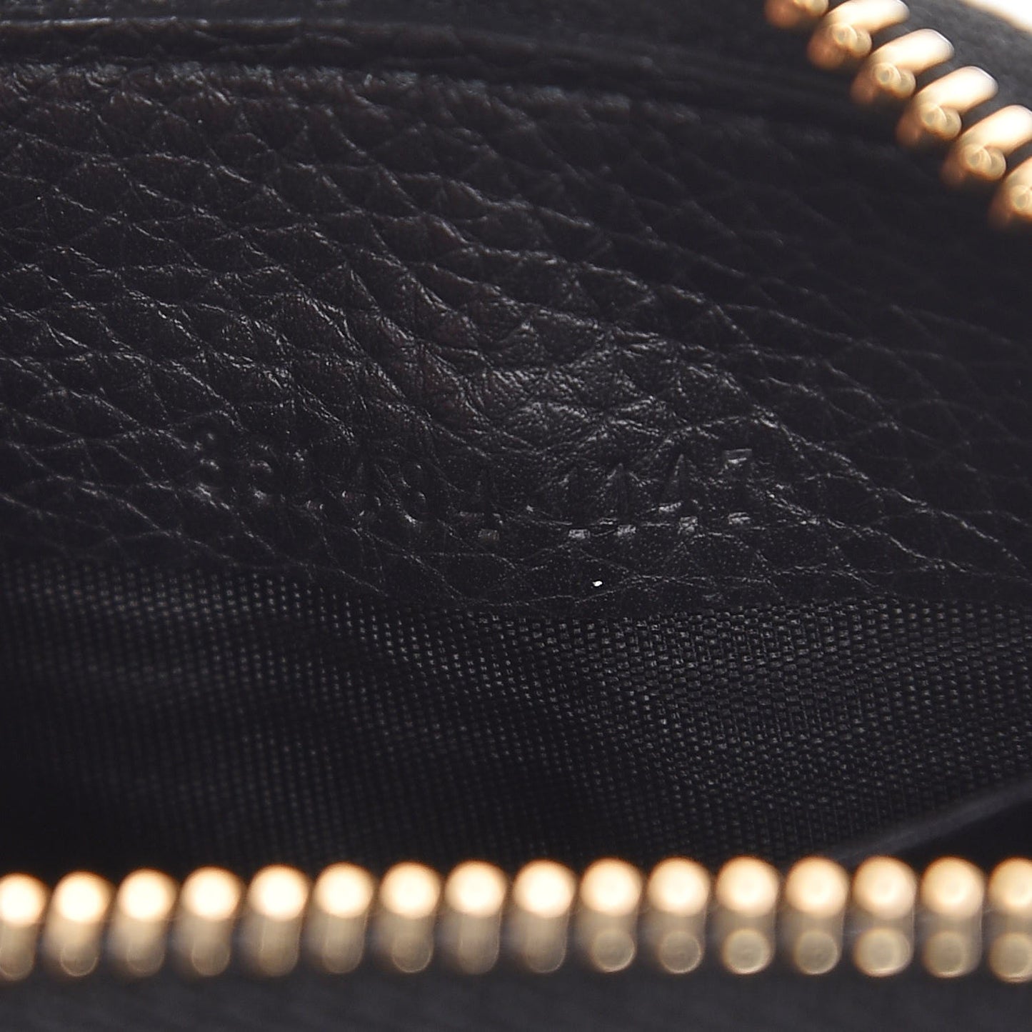 Pebbled Calfskin Soho Compact Disco Zip Around Wallet Black