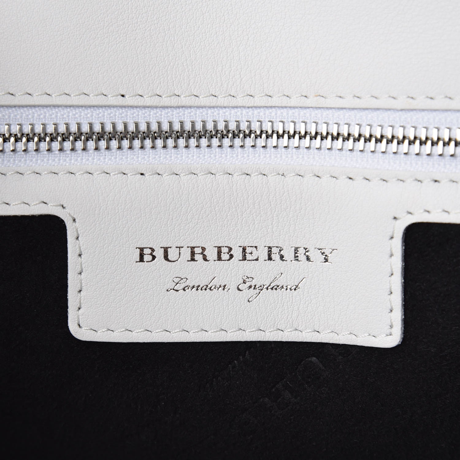 Burberry Trench Calfskin Medium DK88 Top Handle Bag Chalk White 9 of 11