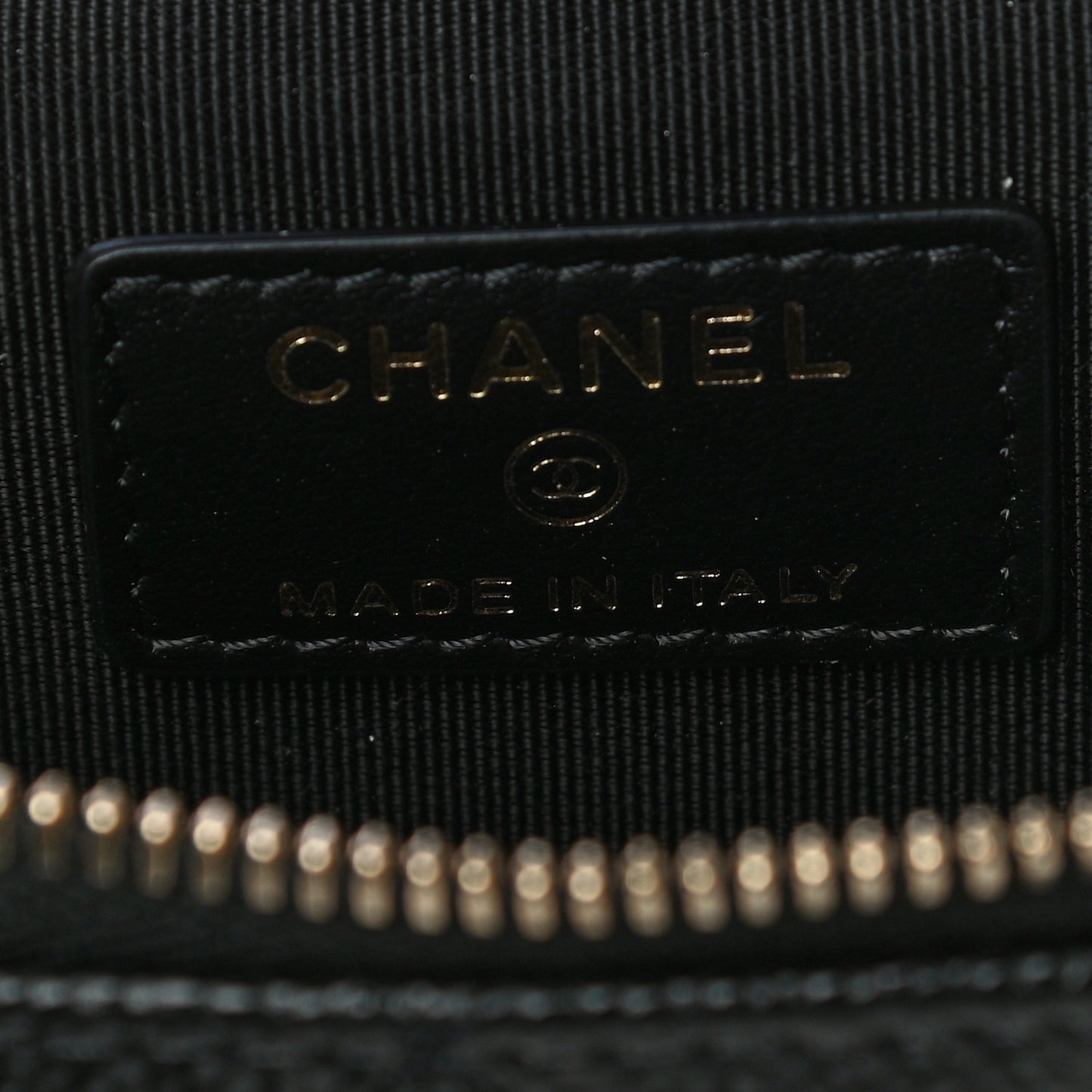 Caviar Quilted Small Handle With Care Vanity Case With Chain Black