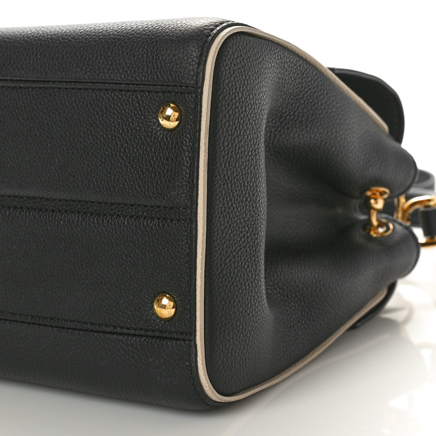 Louis Vuitton Monogram Double V Black 9 of 9