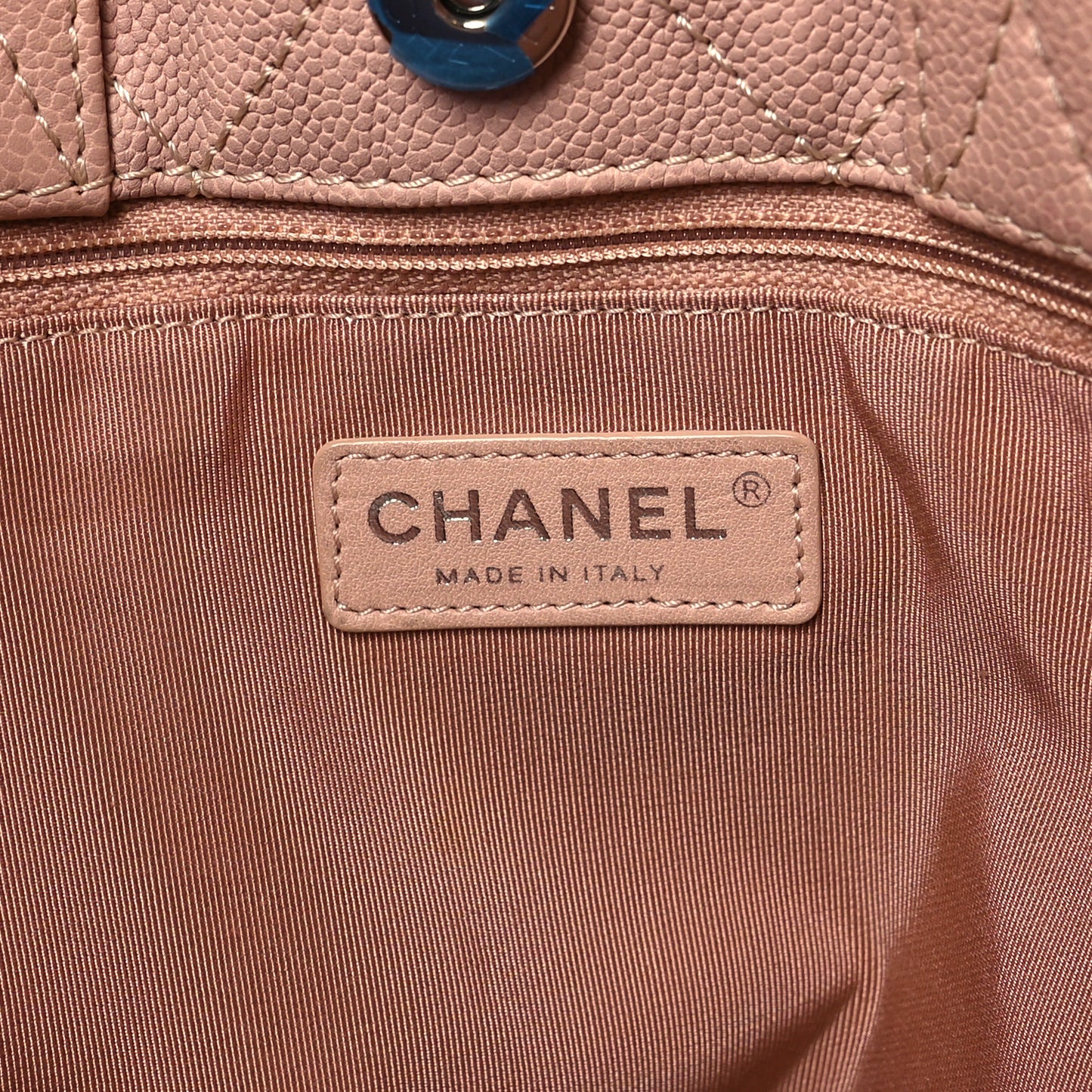 Caviar Quilted Shopping Tote Pink