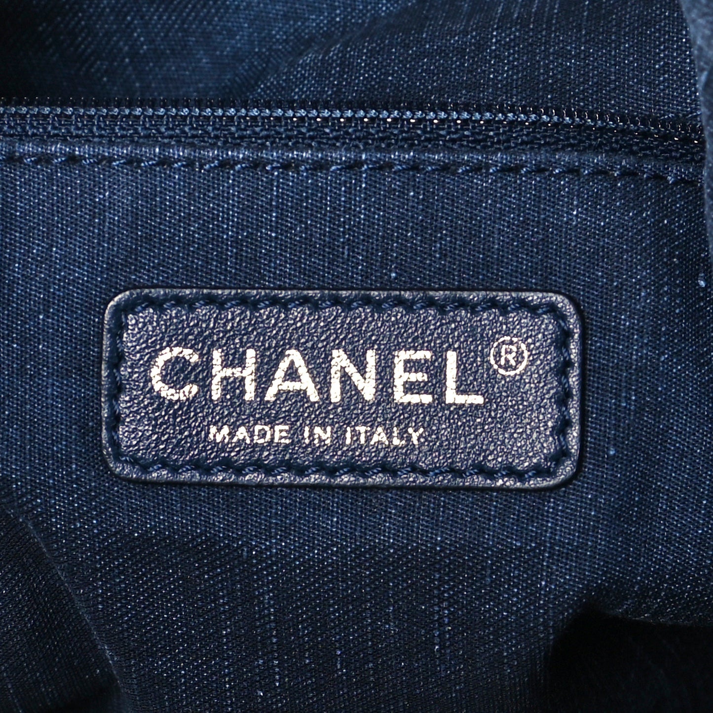 Denim Medallion Quilted Drawstring Bag Blue