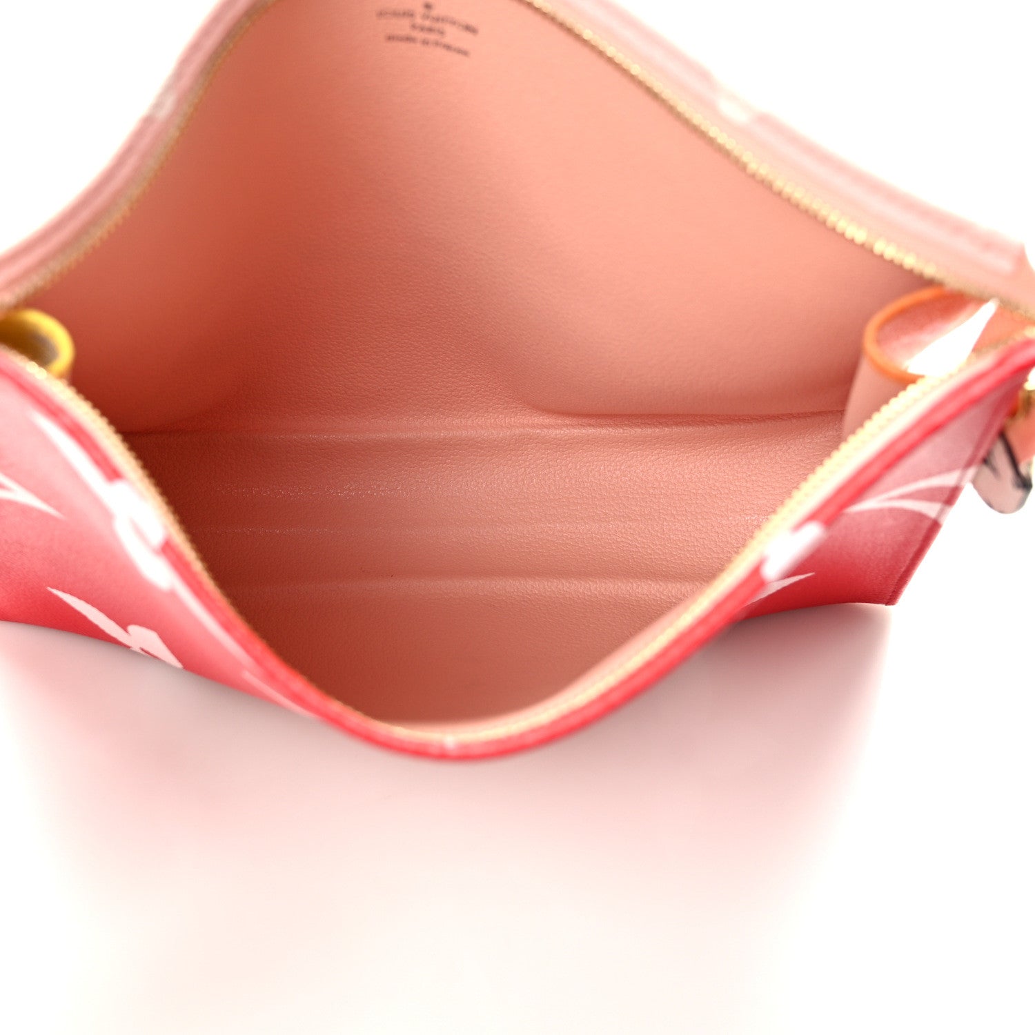 Louis Vuitton Monogram Giant Toiletry Pouch 26 Rouge 4 of 9