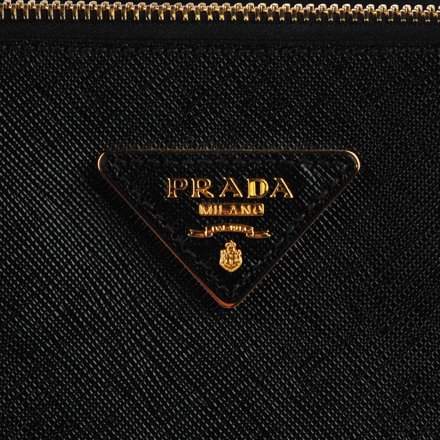 Saffiano Large Galleria Double Zip Tote Black
