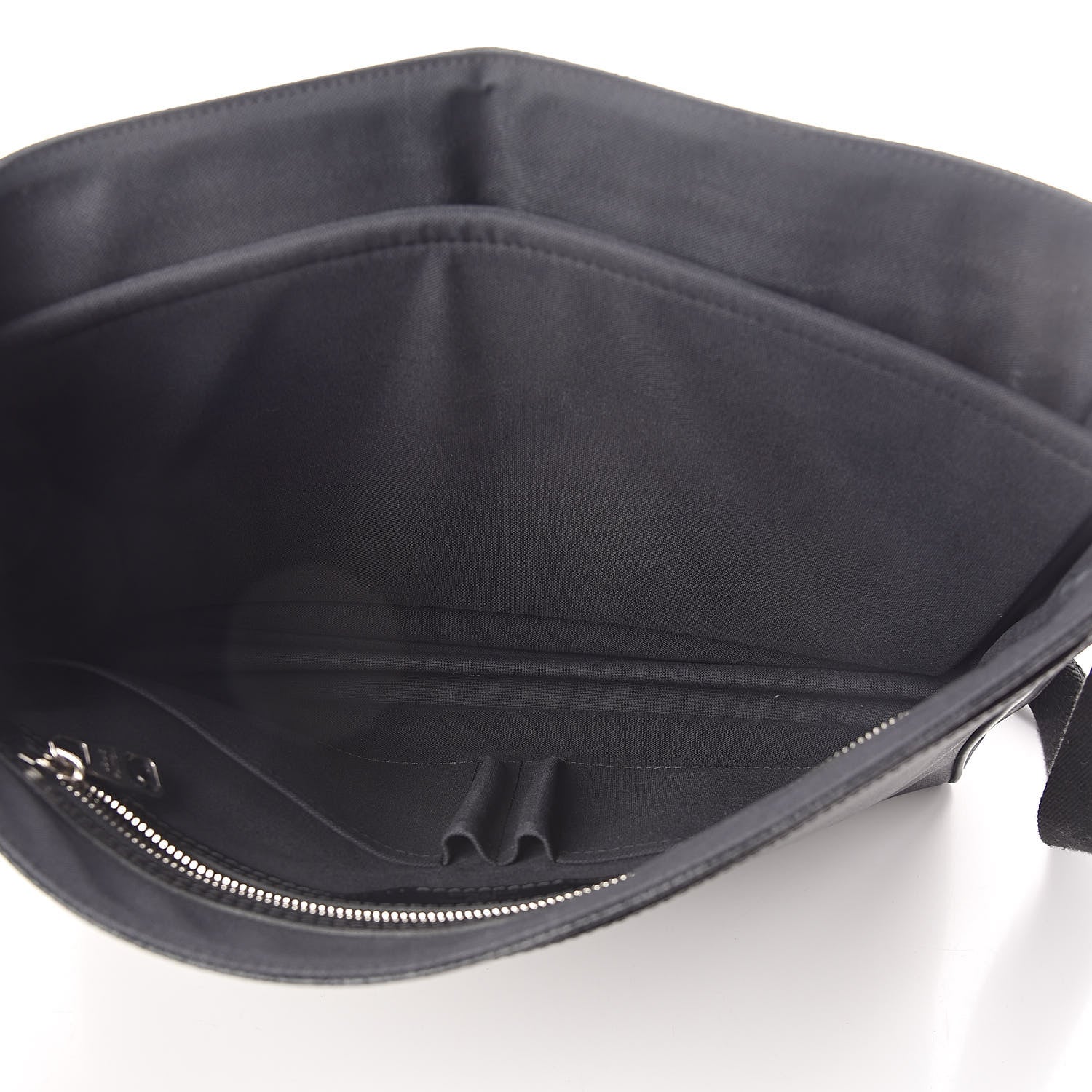 Louis Vuitton Damier Graphite District GM 5 of 9