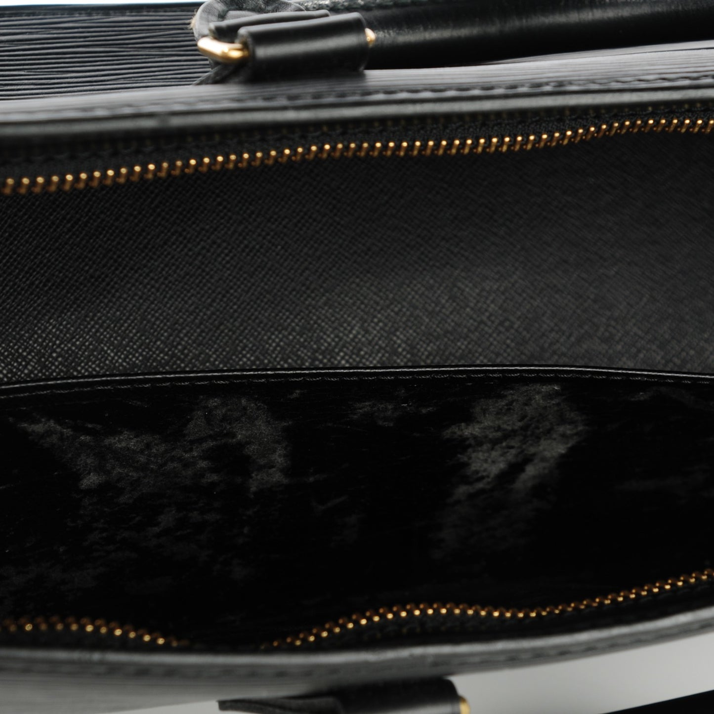 Epi Sac Triangle Black
