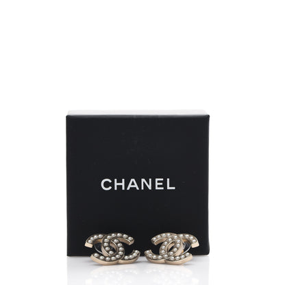 Chanel Pearl CC Earrings Light Gold 5 of 5